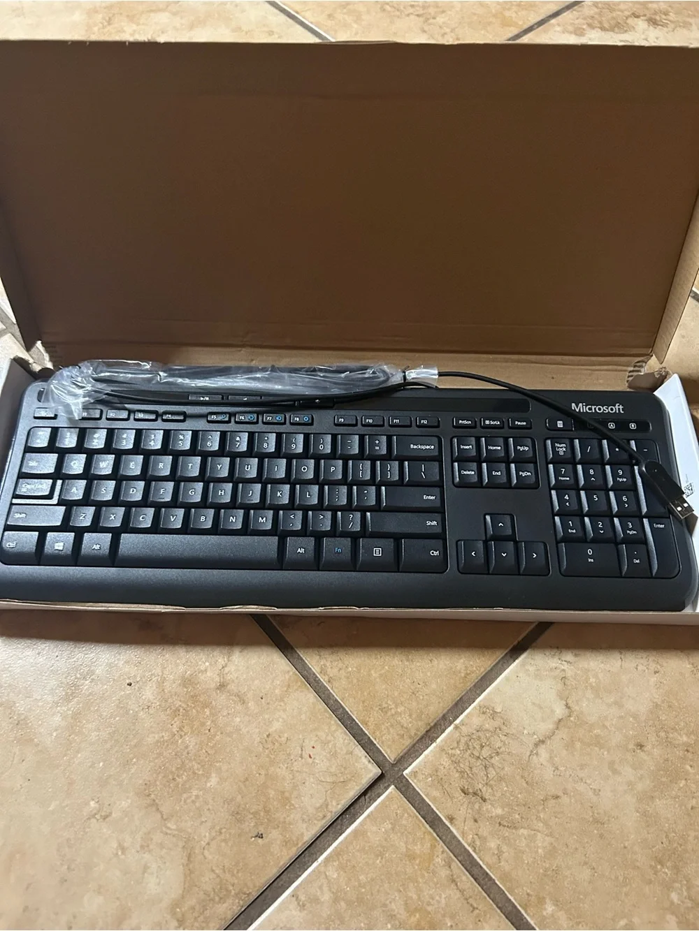 New Microsoft Wired 600‎ Keyboard - Black